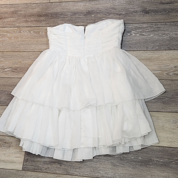 H&M White Bandeau Dress With Flared Skirt Size Medium - Picture 5 of 11